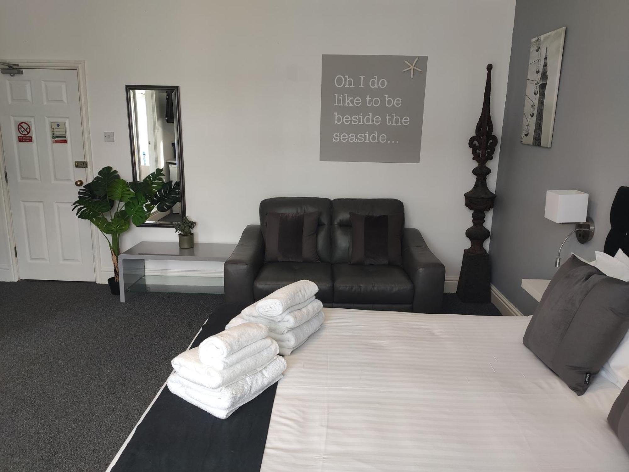 Q - Accommodation 黑潭 外观 照片