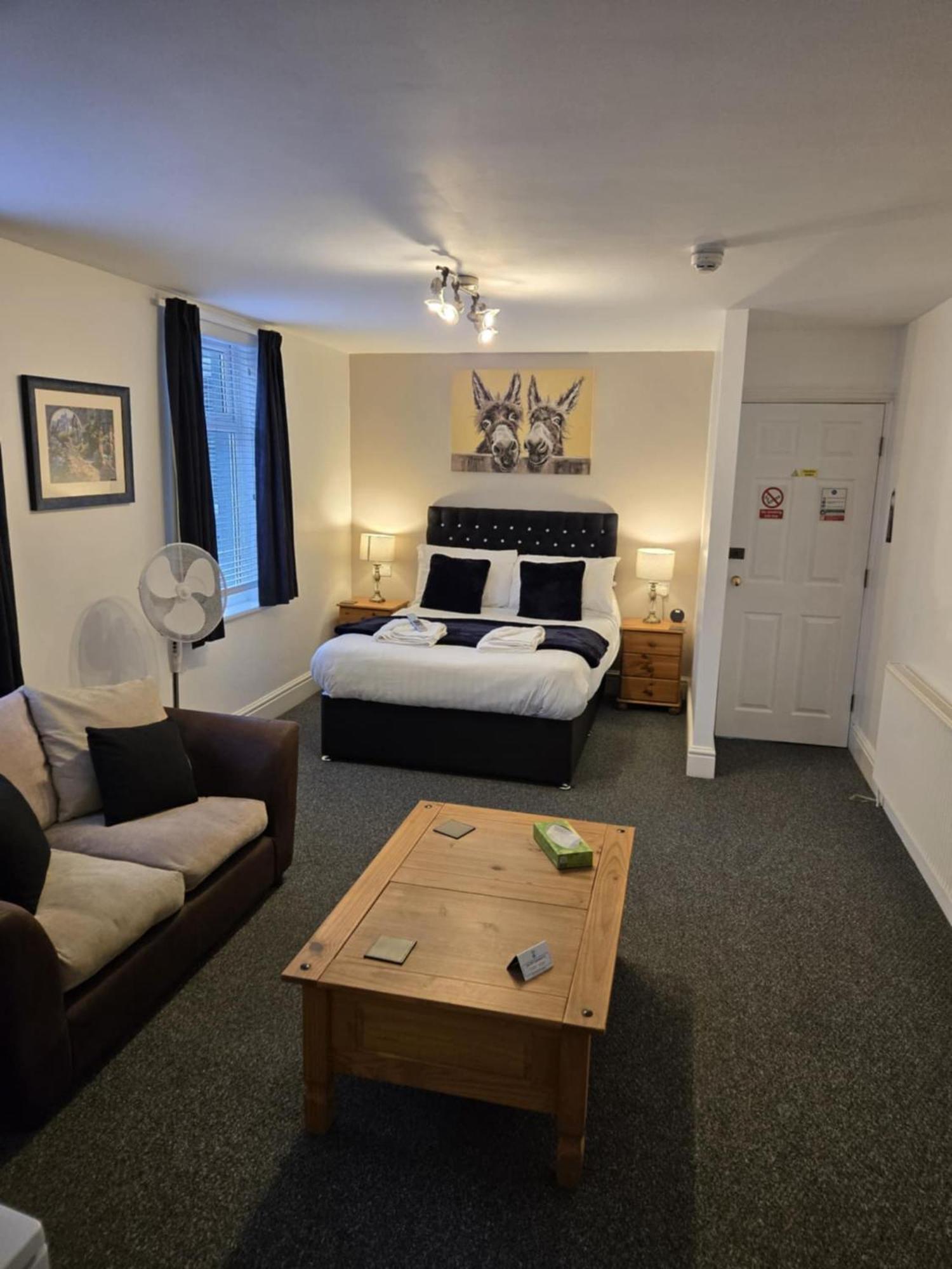 Q - Accommodation 黑潭 外观 照片