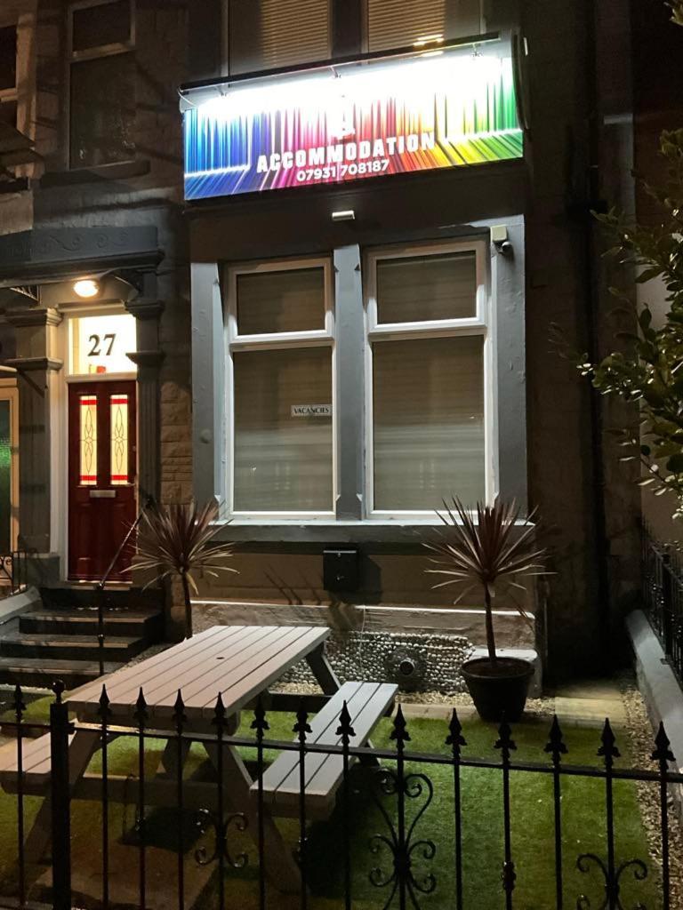 Q - Accommodation 黑潭 外观 照片